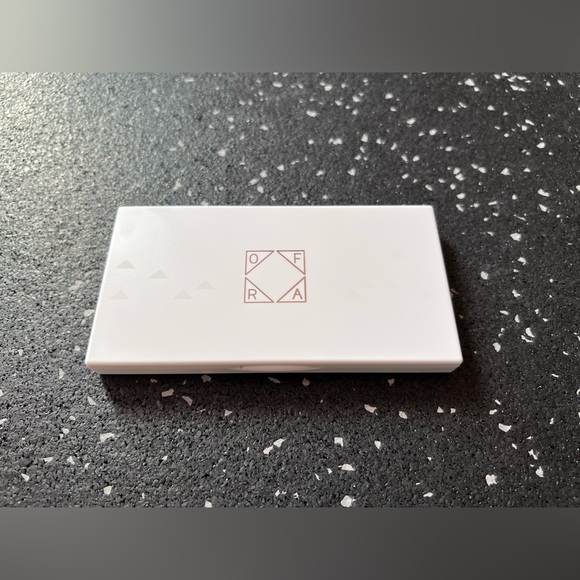 OFRA | FACE IT MIDI PALETTE - MEDIUM - Picture 6 of 8